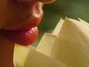 Especiales labios (Poema y video)
