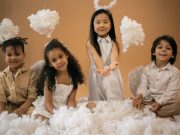 Los niños y el Ángel de la Guarda