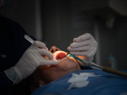 Con éxito se realizó autotrasplante dental en la UNAL