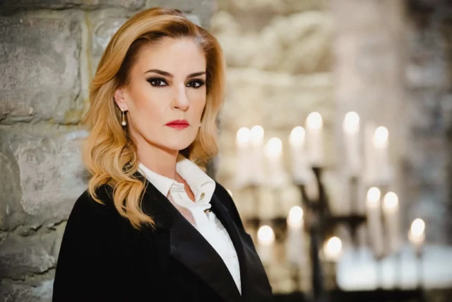 CHANTAL ANDERE-EL MALEFICIO