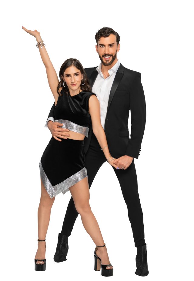 NASHLA AGUILAR-LAS ESTRELLAS BAILAN EN HOY