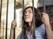 Huellas de abandono ¿cómo afecta a las mujeres?
