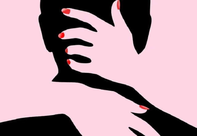 abrazo nuca manos mujer hombre