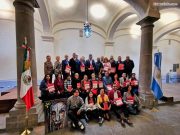 Concurrida la presentación de la IV Antología internacional de poesía Sabersinfin