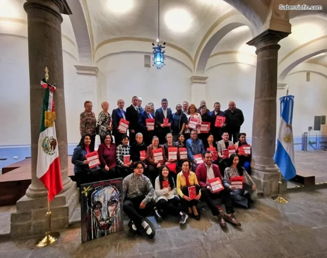 Foto grupal IV Antología internacional de poesía Sabersinfin OK