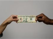 Riqueza de una élite a costa de 5 mil millones de pobres