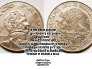 Tres monedas de cinco pesos