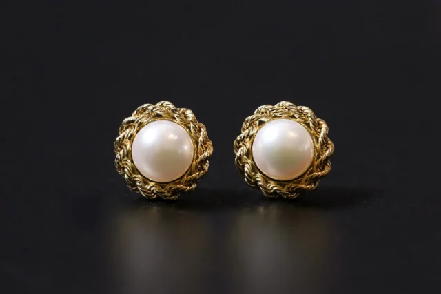 jewelry-2524643_1280