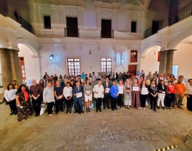 Asistentes al VI Encuentro Internacional de Poesía Sabersinfin Abel Pérez Rojas
