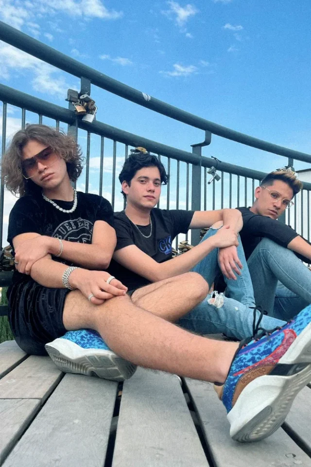 TREX-GORRITA DE LADO