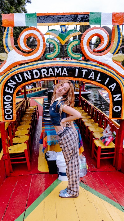 BELEN AGUILERA-COMO EN UN DRAMA ITALIANO
