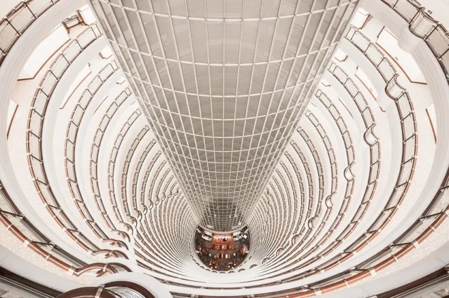 tubo de luz arquitectura moderna