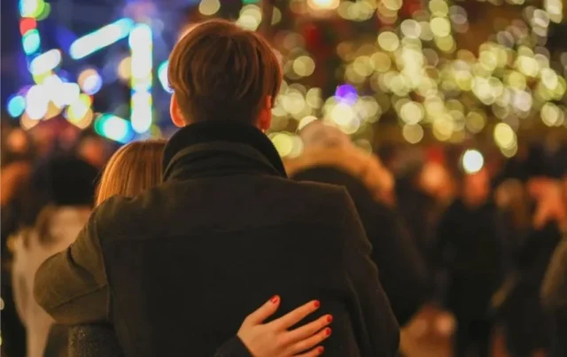 abrazo navideño
