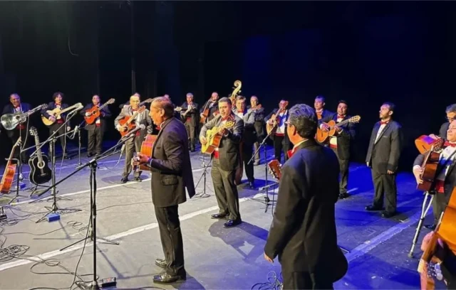 rondalla amor