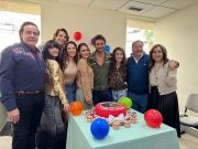 Festejan cumpleaños al actor argentino Rodrigo Guirao
