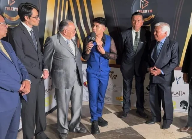 Salvador Calva Morales en premios Telebyn