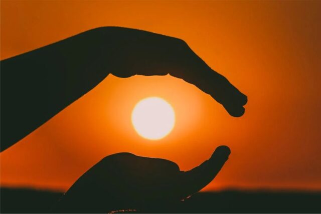 sol manos