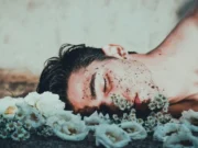 Un ritual místico por la pérdida de Astraea, la propuesta poética de Alejandro Alonzo