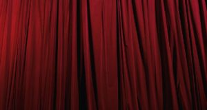Diálogo con integrantes de la obra de teatro “Hombres necios”