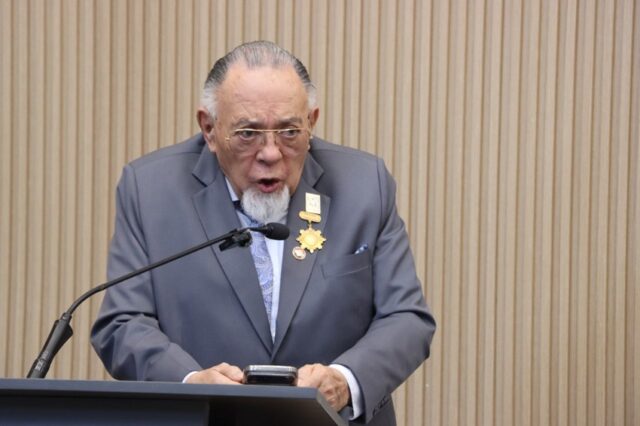 Salvador Calva Morales en presentación de Cartografía de la flama