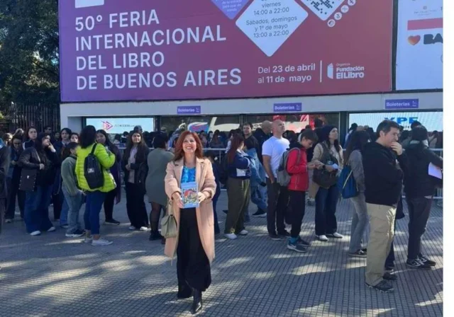 Nancy Almassio en la 50o Feria del Libro de Buenos Aires