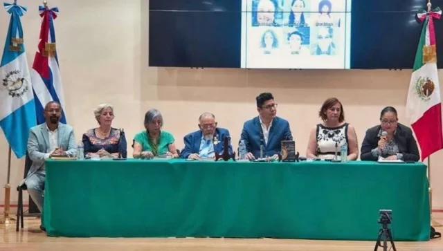 Presentación de la VII Antología internacional de poesía Sabersinfin