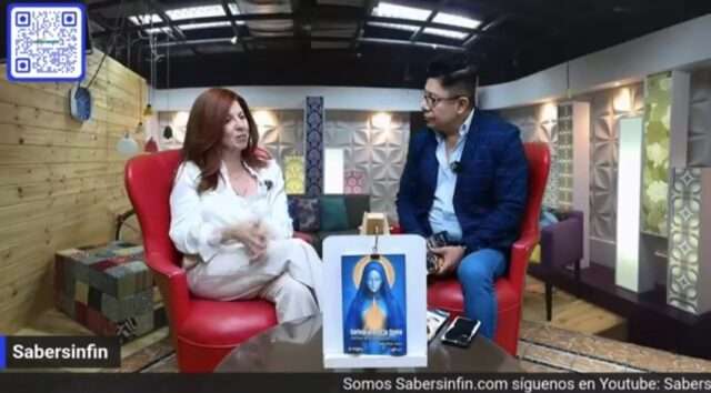 Abel y Nancy en los estudios de Sabersinfin Puebla
