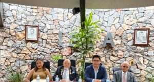 Abel Pérez Rojas y Salvador Calva Morales participan como jurados en concurso de oratoria y poesía del IEEA Puebla
