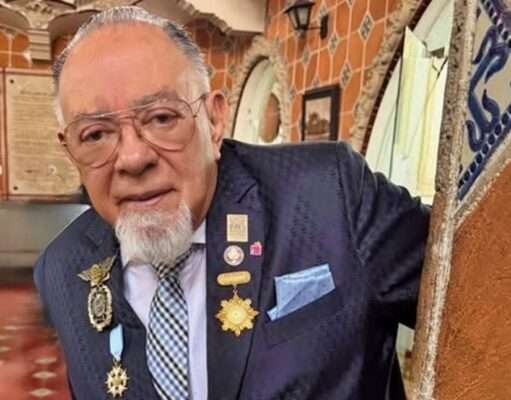 Salvador Calva Morales recibe distinción al mérito por su destacada trayectoria