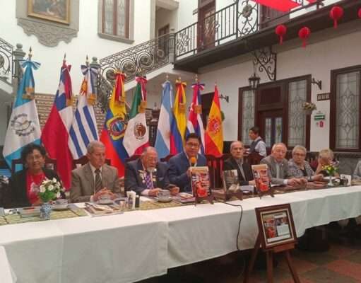 «Filigramma» celebra treinta ediciones de literatura, arte y pensamiento